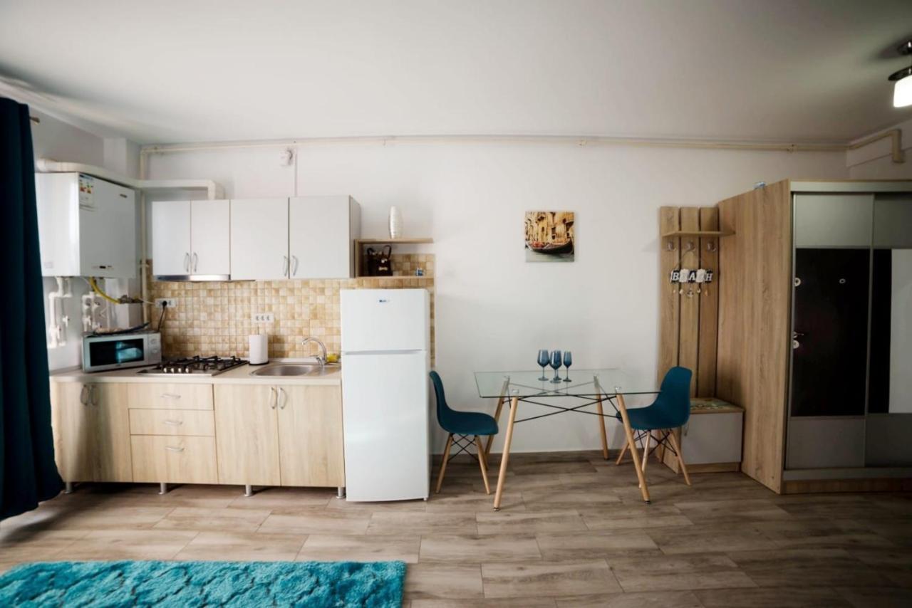 Kazeboo Beach Apartment Năvodari Exterior foto